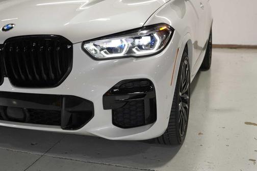 2023 BMW X5 M50i