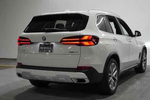 Alpine White 2024 BMW X5 sDrive40i
