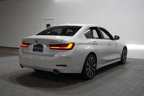 Mineral White Metallic 2026 BMW 330 I