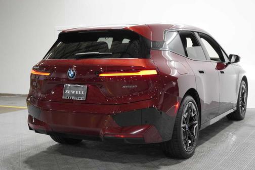 Aventurin Red Metallic 2024 BMW iX xDrive50