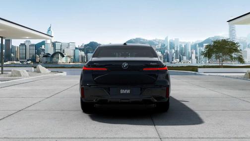 2025 BMW 760 760i xDrive