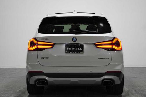 Mineral White Metallic 2022 BMW X3 sDrive30i