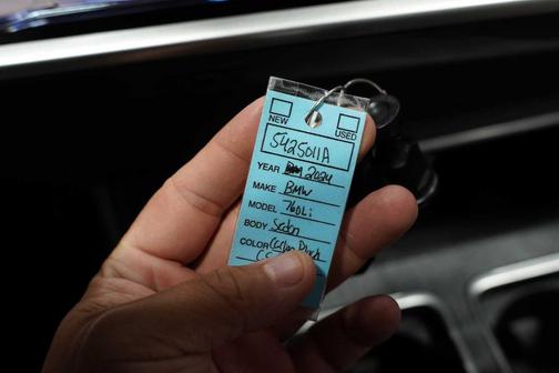 2024 BMW 760 760i xDrive