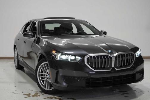 2025 BMW 530 i