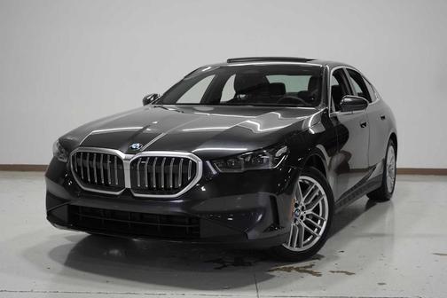2025 BMW 530 i