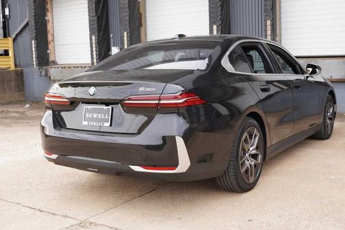 2026 BMW 530 i xDrive