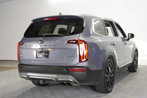 Everlasting Silver 2020 Kia Telluride SX