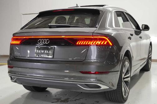 2019 Audi Q8 Premium Plus