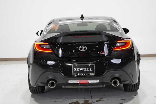 2025 Toyota GR86 Premium