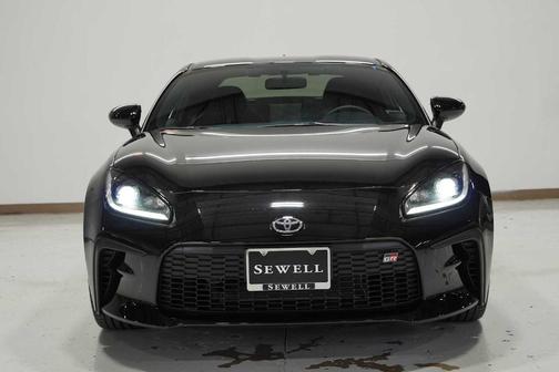 2025 Toyota GR86 Premium