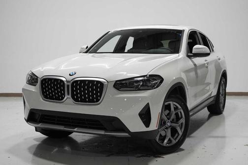 2025 BMW X4 xDrive30i