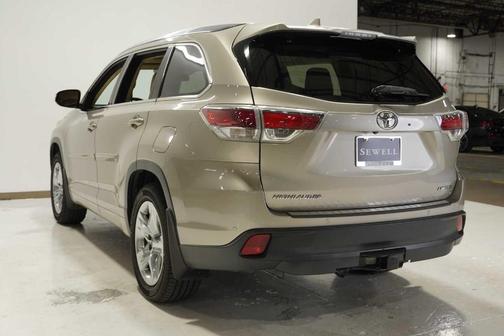 2016 Toyota Highlander Limited