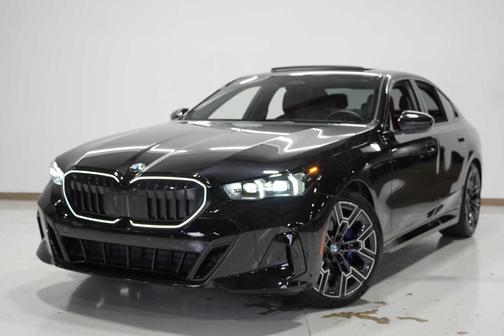 2025 BMW 530 i xDrive