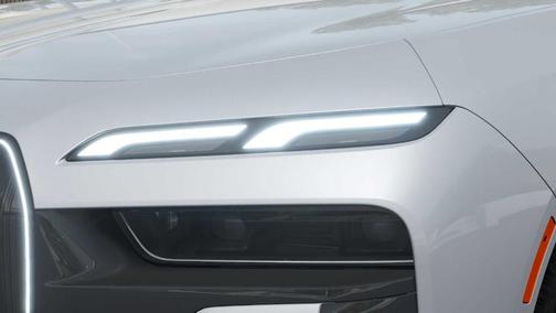 2025 BMW 740 i xDrive