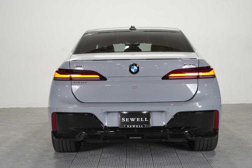 Gray Metallic 2025 BMW 740 i xDrive