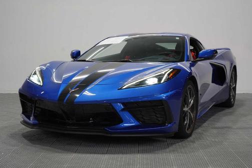 Elkhart Lake Blue Metallic 2021 Chevrolet Corvette Stingray w/2LT