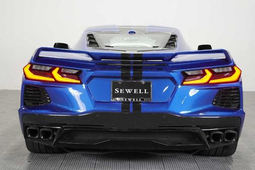 Elkhart Lake Blue Metallic 2021 Chevrolet Corvette Stingray w/2LT