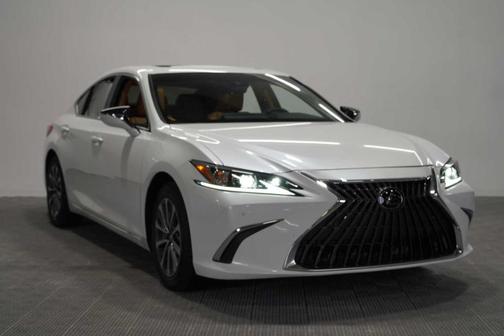 2022 Lexus ES 350 Base