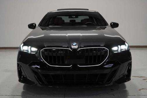 2024 BMW 530 i