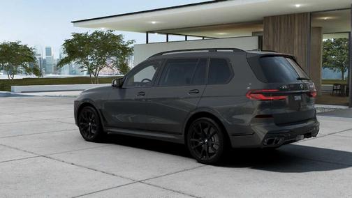 2026 BMW X7 M60i