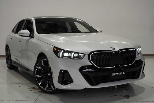2024 BMW 540 i xDrive