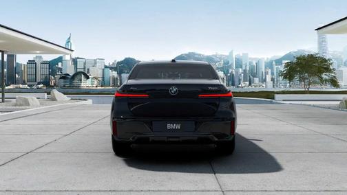 2025 BMW 760 760i xDrive