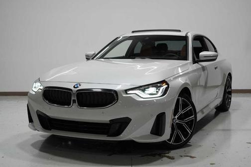 2023 BMW 230 i