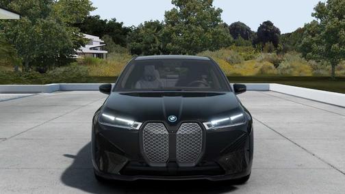 2025 BMW iX M60