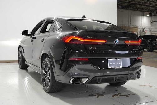 2023 BMW X6 xDrive40i