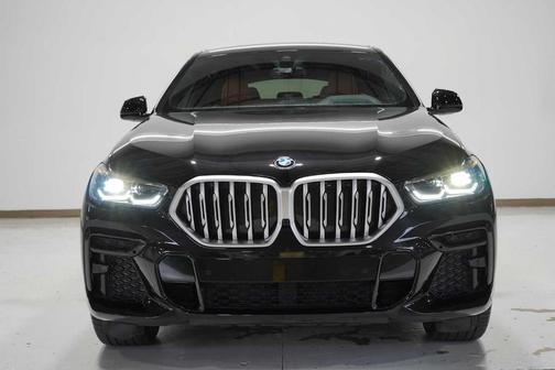 2023 BMW X6 xDrive40i