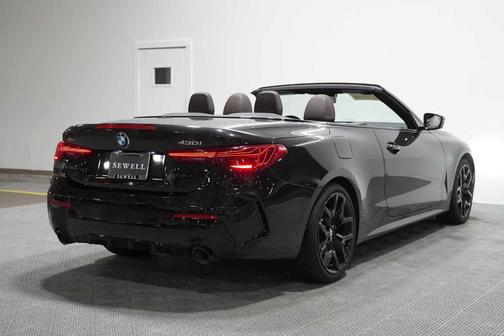 Black Sapphire Metallic 2026 BMW 430 i xDrive