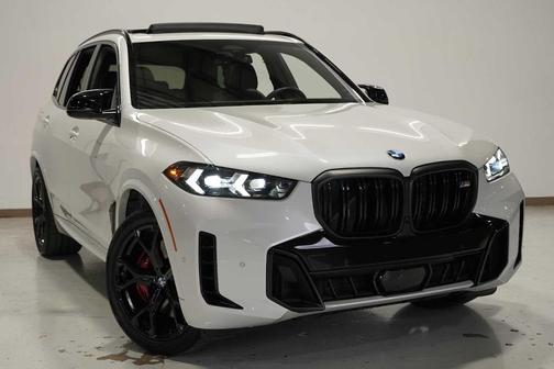 2024 BMW X5 M60i