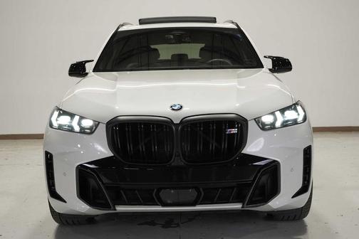 2024 BMW X5 M60i