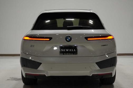 2023 BMW iX xDrive50