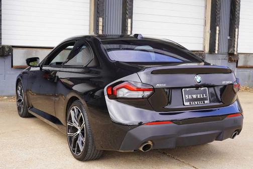 2023 BMW 230 i xDrive