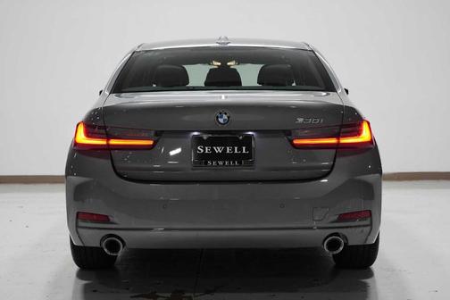 2024 BMW 330 i