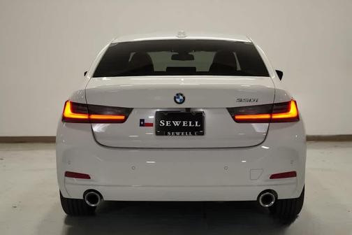 2023 BMW 330 i