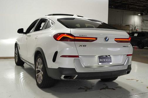 2021 BMW X6 sDrive40i