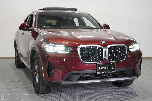 2022 BMW X4 xDrive30i