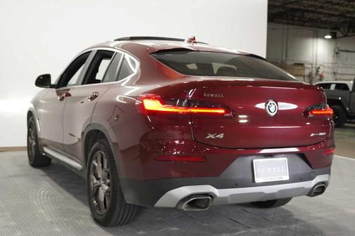 2022 BMW X4 xDrive30i