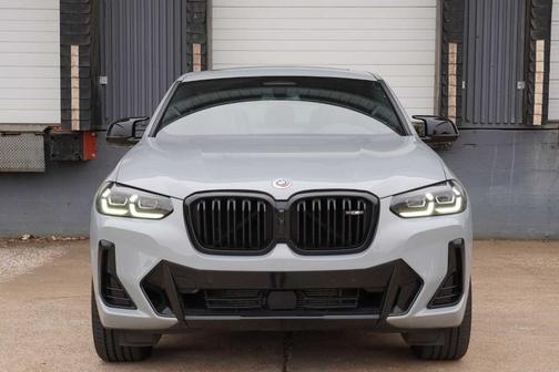 2023 BMW X4 M40i