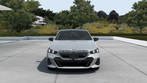 2025 BMW i5 M60