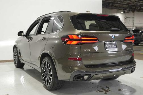2025 BMW X5 xDrive40i