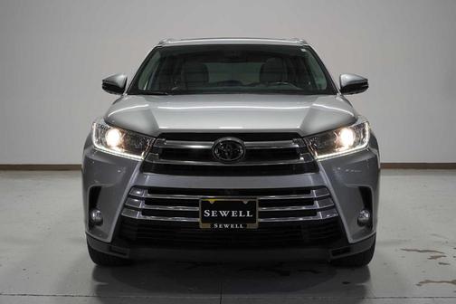 2018 Toyota Highlander Limited Platinum