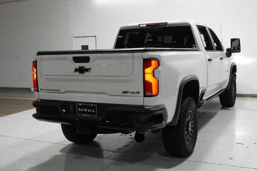 2024 Chevrolet Silverado 2500 ZR2
