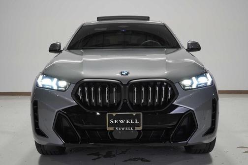 2025 BMW X6 xDrive40i