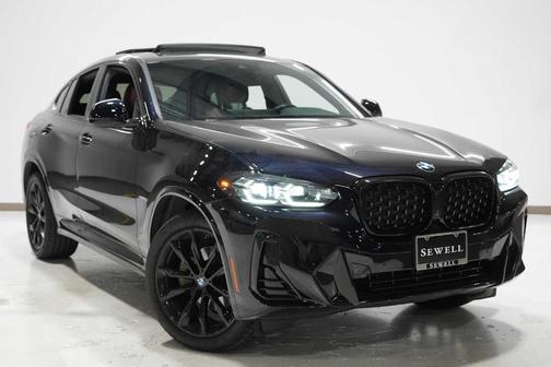 2023 BMW X4 xDrive30i