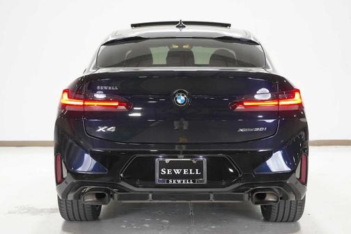 2023 BMW X4 xDrive30i
