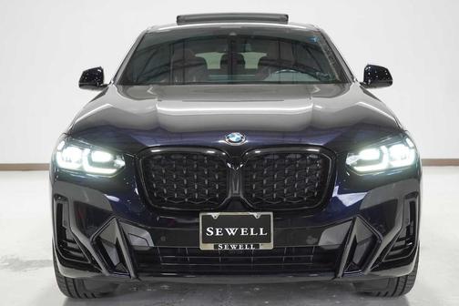 2023 BMW X4 xDrive30i