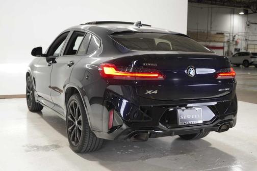 2023 BMW X4 xDrive30i